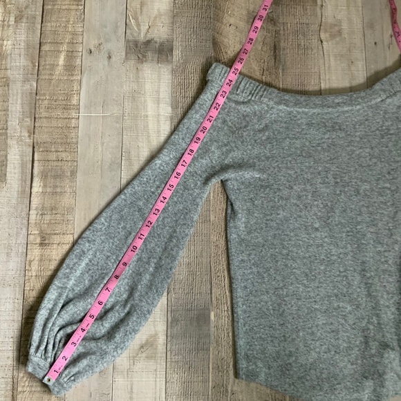 Anthropologie Saturday Sunday Off Shoulder Grey Soft Cloud Fleece Tunic Top SZ S - Picture 12 of 12